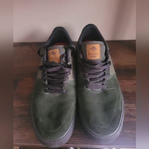 Emerica mens sneakers size 10